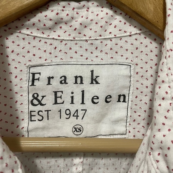 Frank & Eileen Barry Linen Shirt XS White Red Numbers Tailored Button-Up - Picture 2 of 7